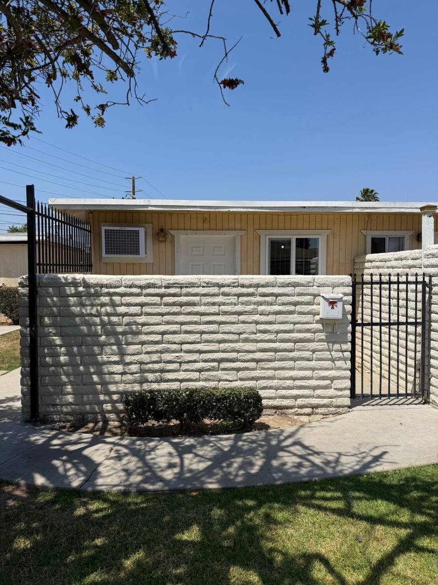 Apartment for rent at 1221 Villa St #A, Riverside, CA 92507
