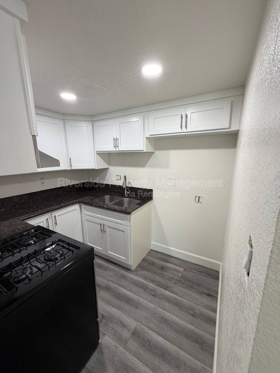 Apartment for rent at 1221 Villa St #A, Riverside, CA 92507