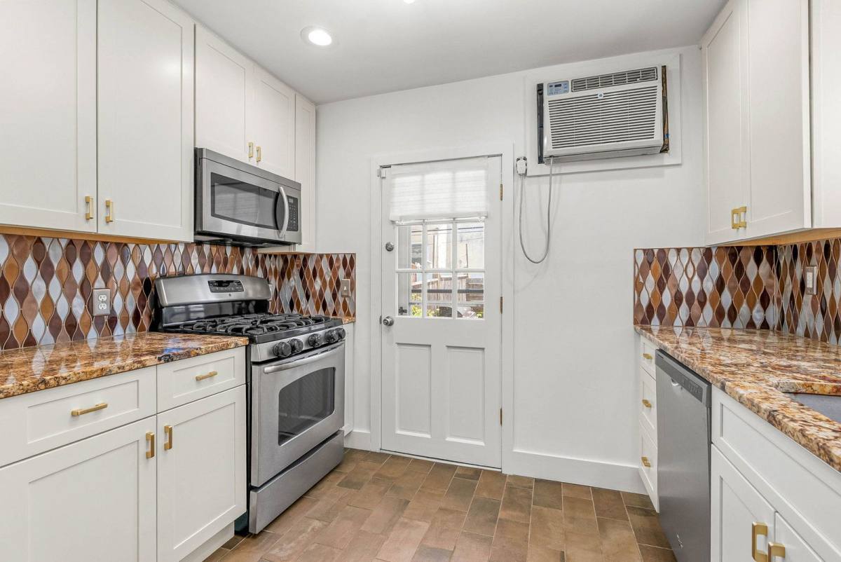 Townhouse for rent at 2911 S 15th St, Philadelphia, PA 19145