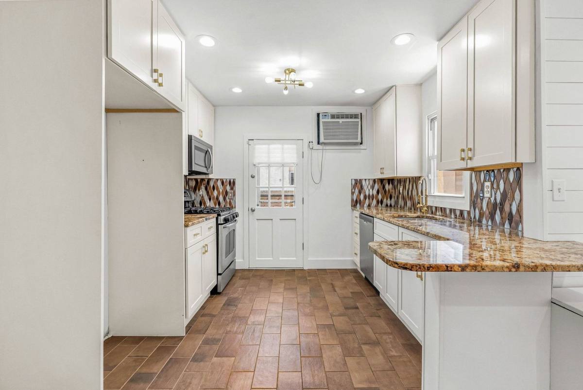 Townhouse for rent at 2911 S 15th St, Philadelphia, PA 19145