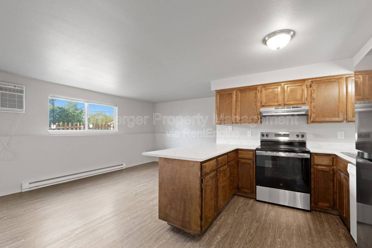 Apartment for rent at 3203 N Smith St #6, Spokane, WA 99207