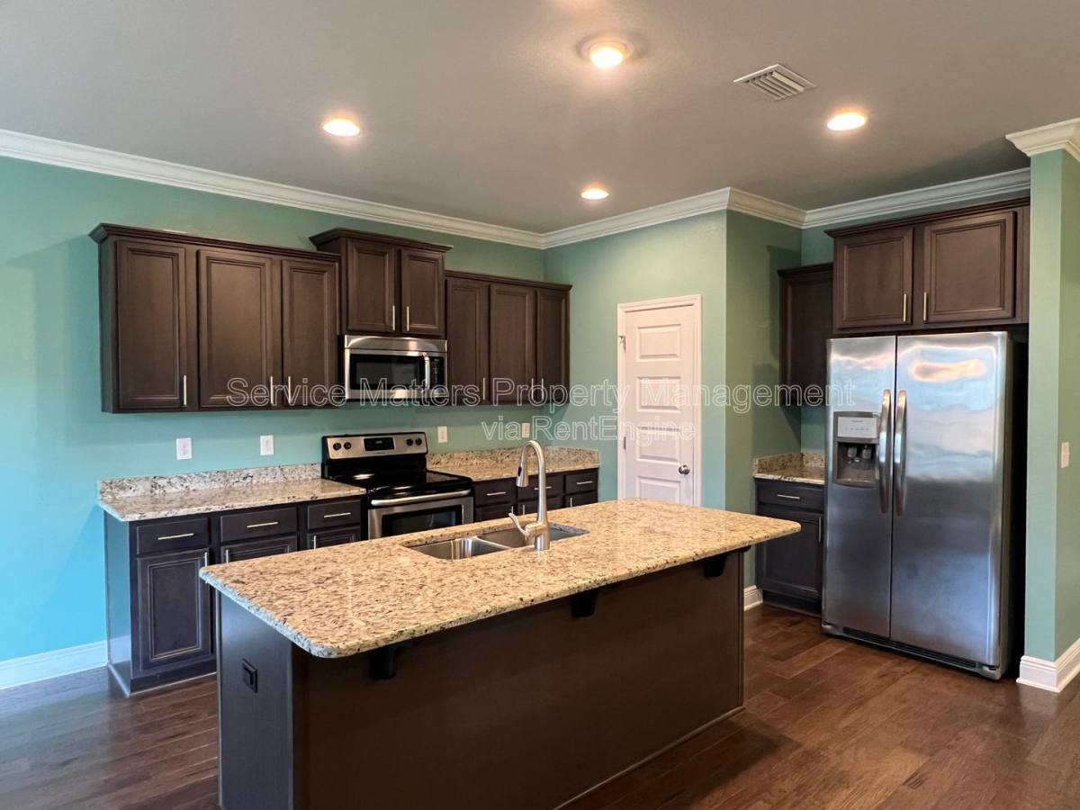 House for rent at 4533 Oak Orchard Circle, Milton, FL 32571