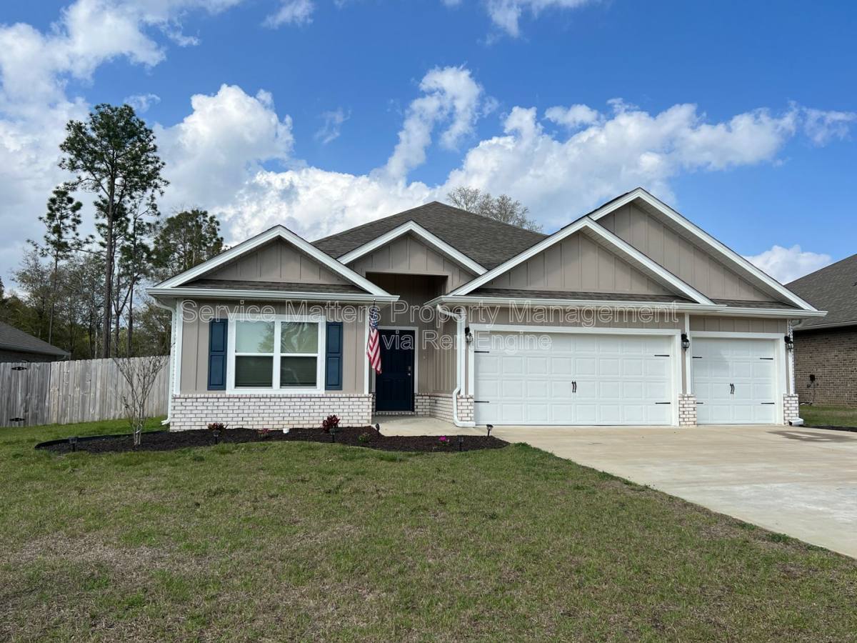 House for rent at 7982 Silver Maple Dr, Milton, FL 32583