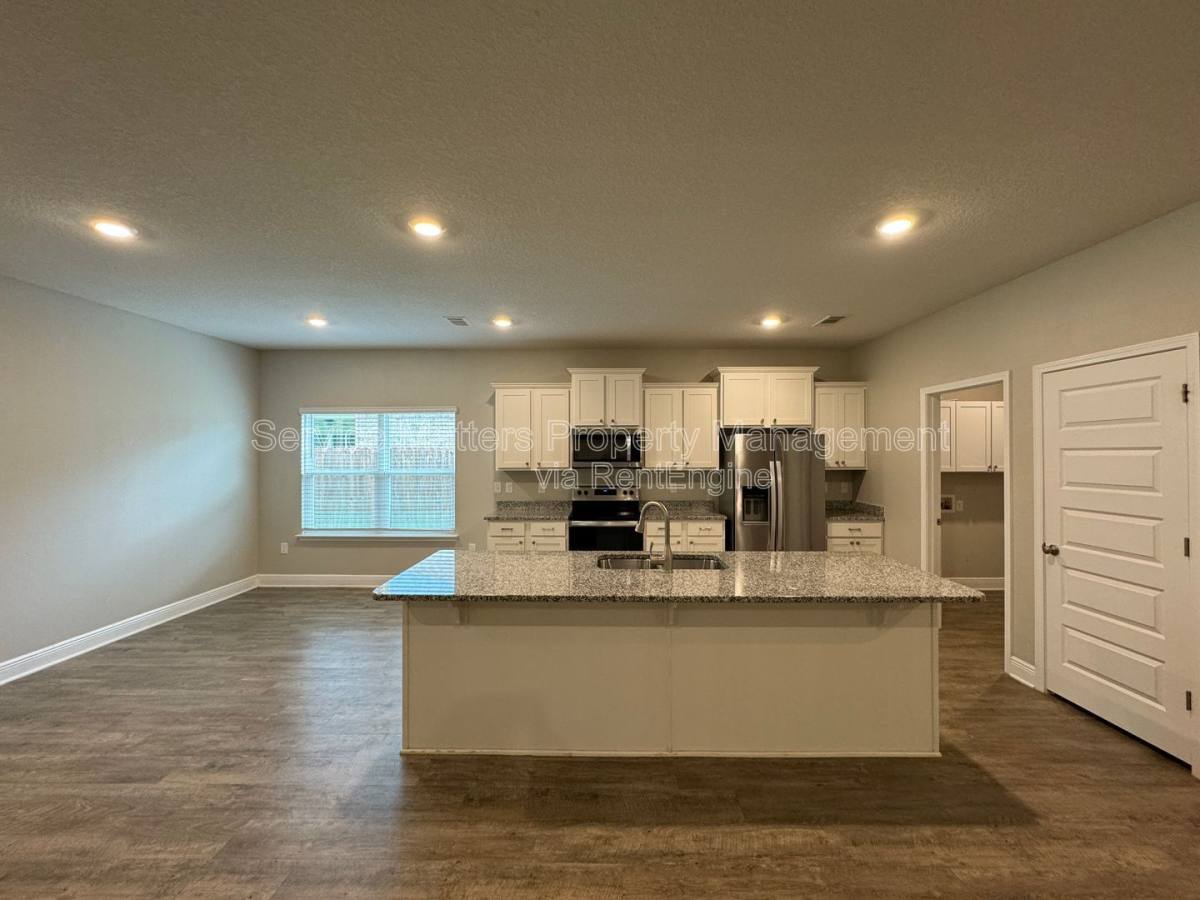House for rent at 7982 Silver Maple Dr, Milton, FL 32583