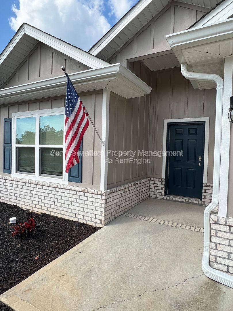 House for rent at 7982 Silver Maple Dr, Milton, FL 32583