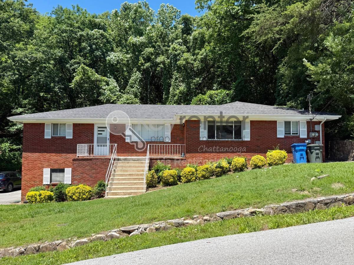 Apartment for rent at 550 Alexander Dr #A, Chattanooga, TN 37415