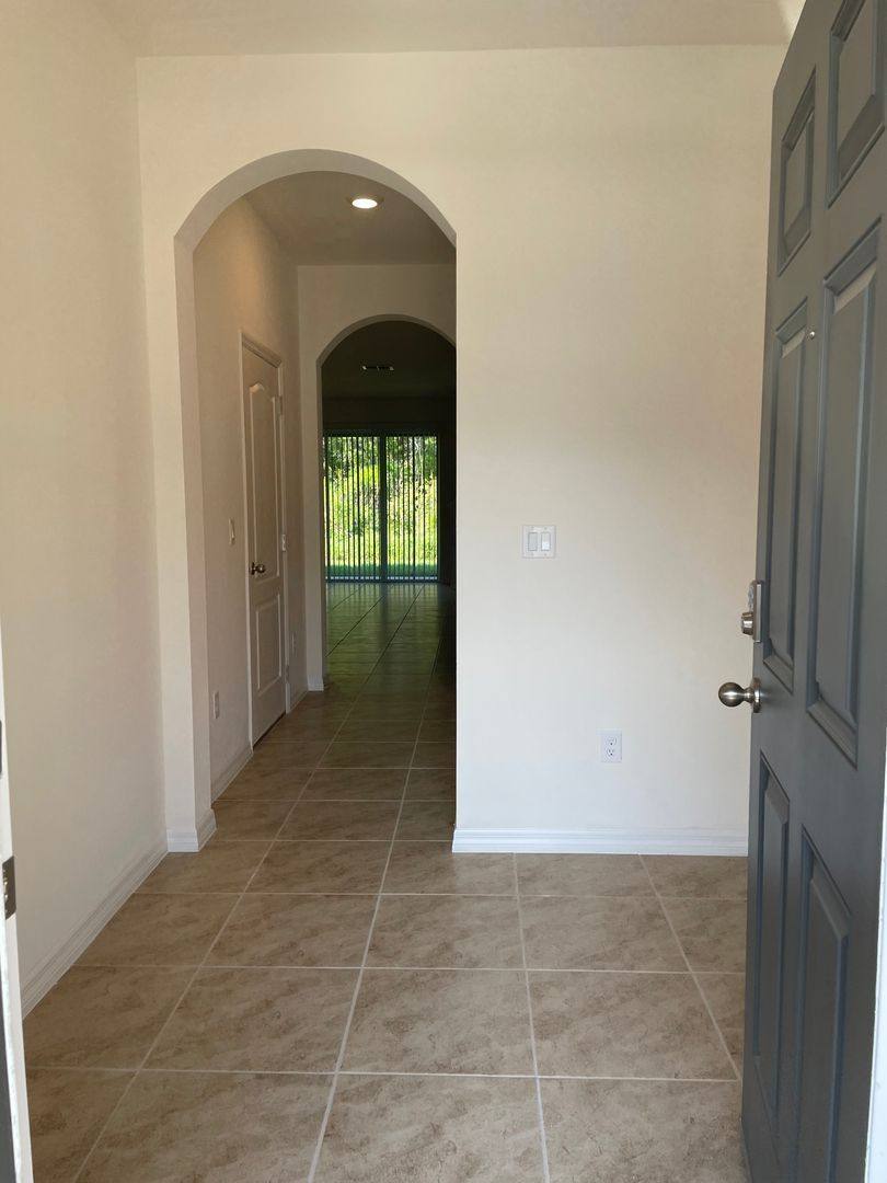 House for rent at 1249 Yellow Finch Dr, Davenport, FL 33837