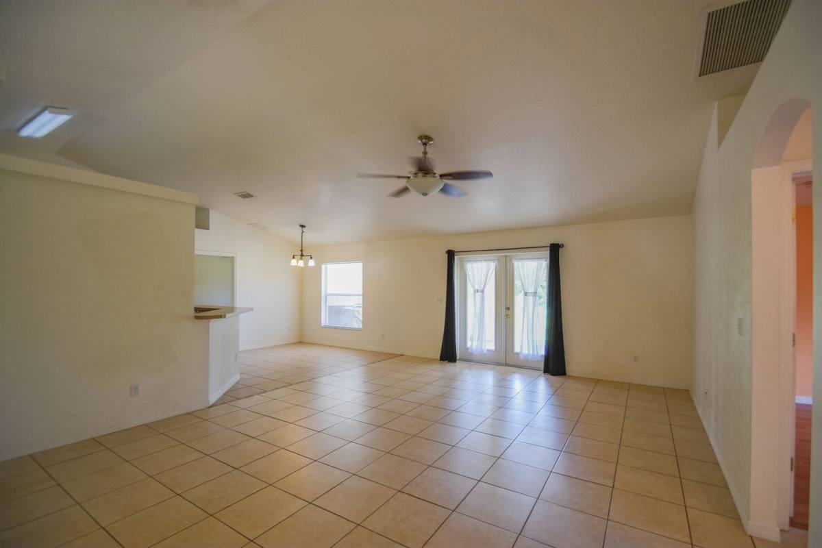House for rent at 10438 Vista Pines Loop, Clermont, FL 34711