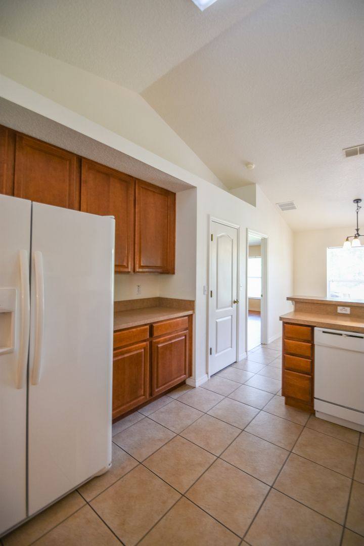 House for rent at 10438 Vista Pines Loop, Clermont, FL 34711