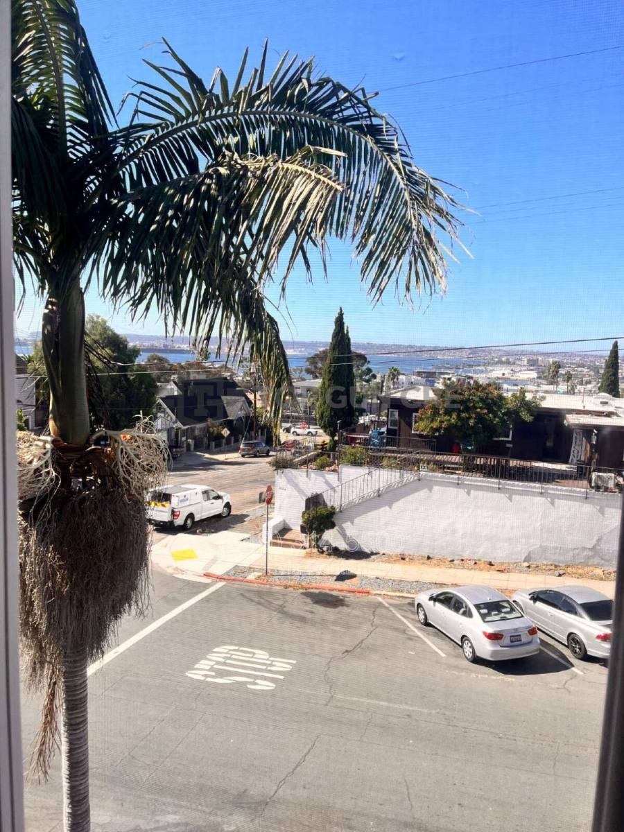 Apartment for rent at 134 W Hawthorn St #17, San Diego, CA 92101