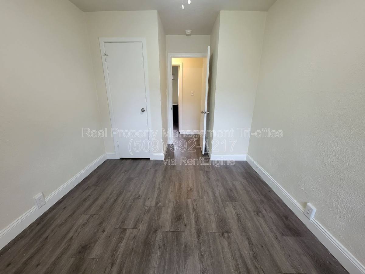 Apartment for rent at 1101 W Margaret St #B, Pasco, WA 99301