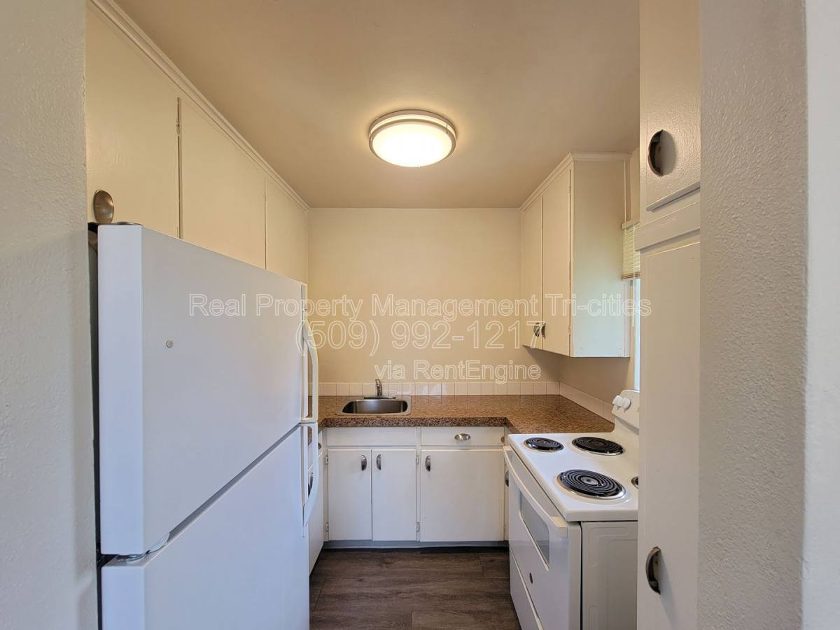 Apartment for rent at 1101 W Margaret St #B, Pasco, WA 99301