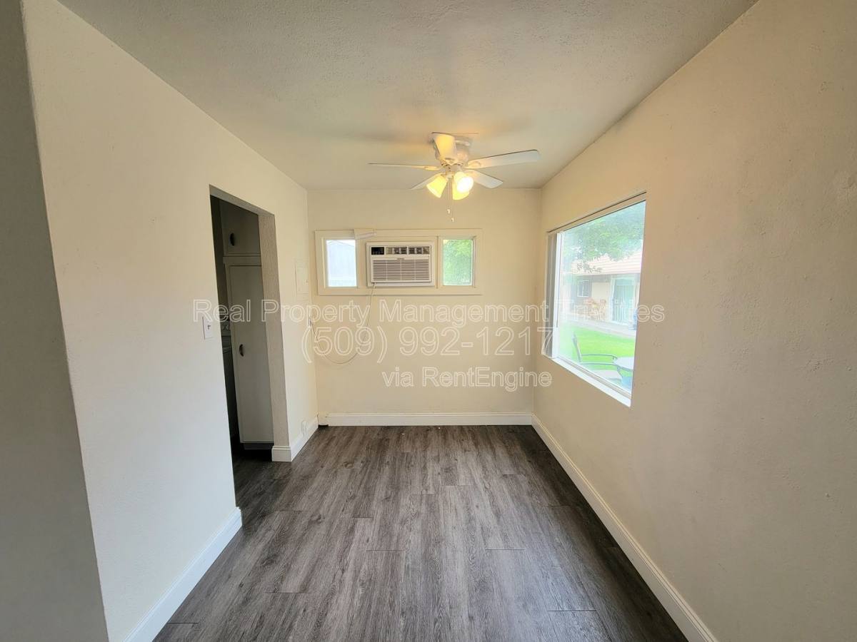 Apartment for rent at 1101 W Margaret St #B, Pasco, WA 99301