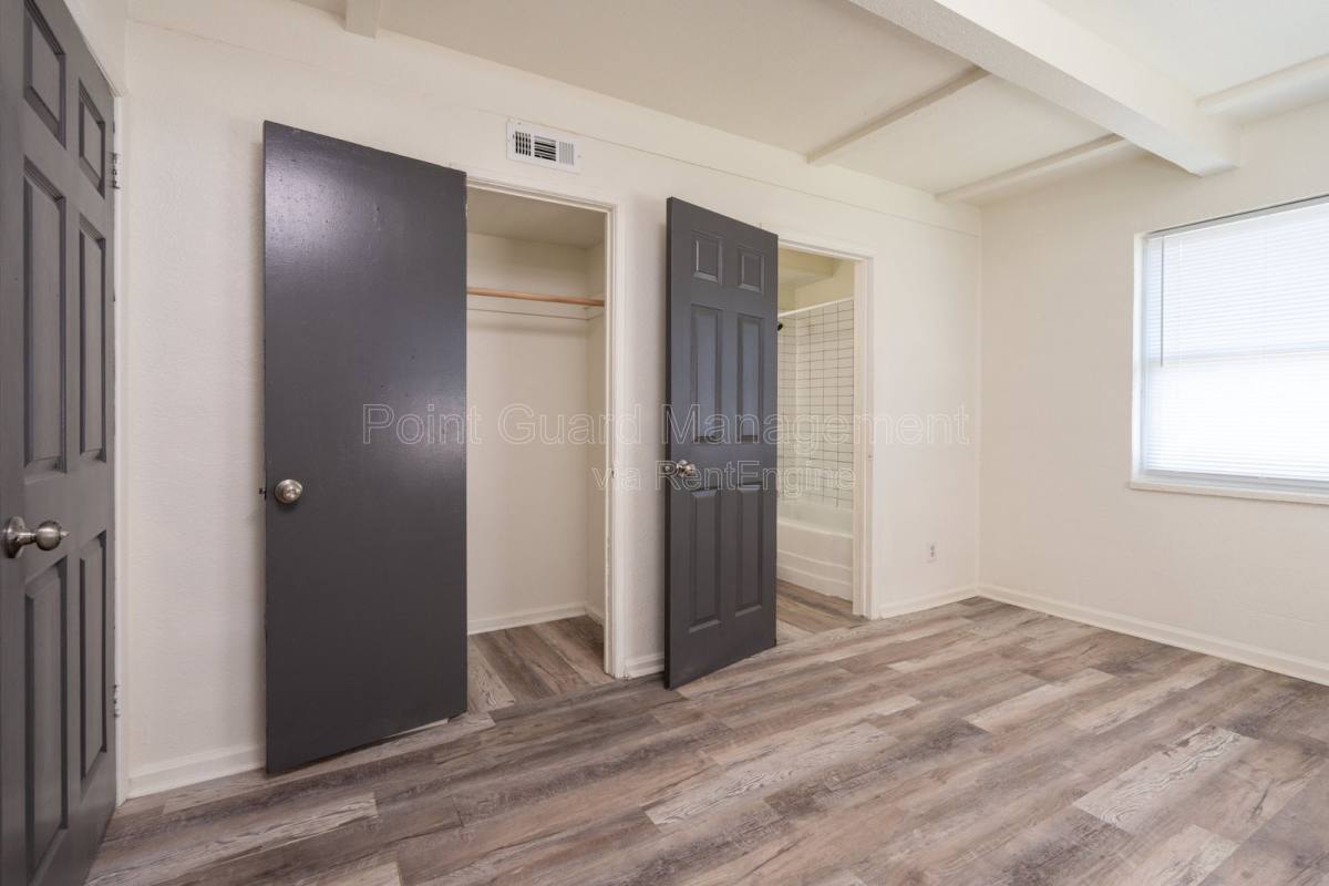 Apartment for rent at 1335 W Dora St, Wichita, KS 67213