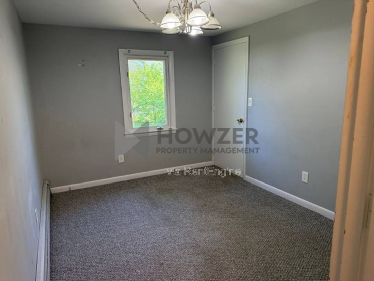 House for rent at 14 Ellis Dr, Hyannis, MA 02601