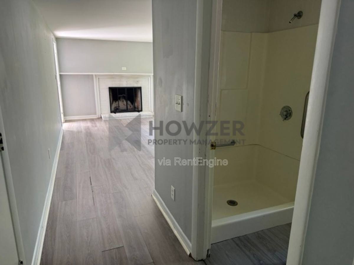 House for rent at 14 Ellis Dr, Hyannis, MA 02601
