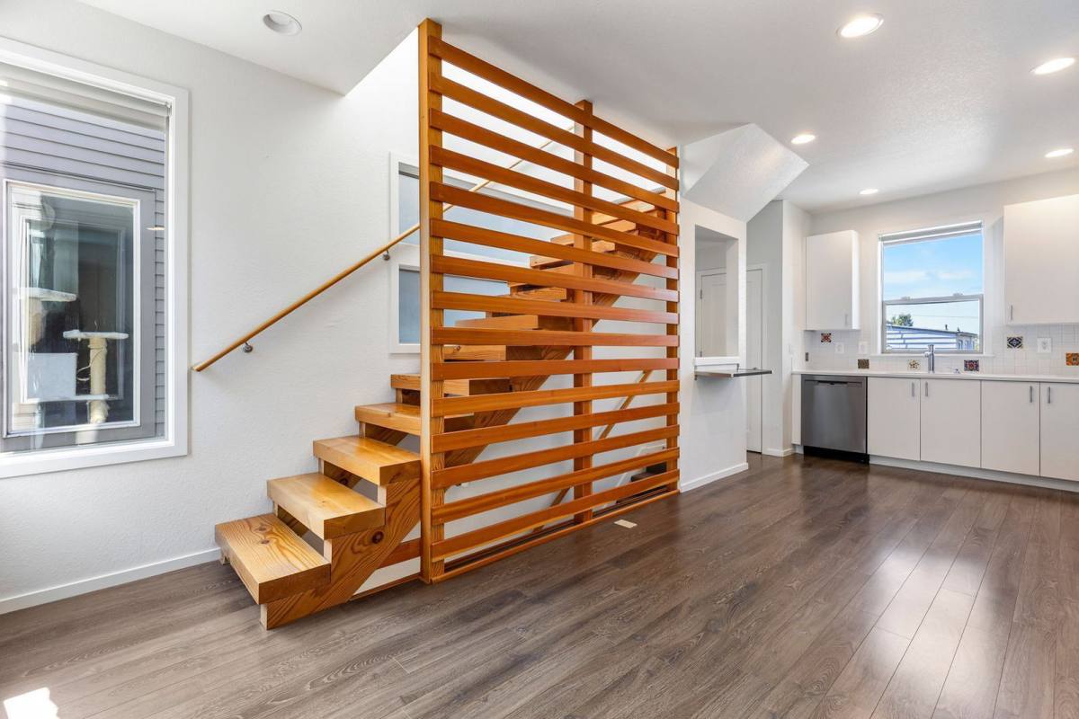 Townhouse for rent at 1217 N Morgan St, Portland, OR 97217