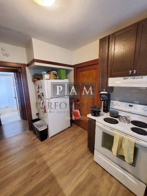 Apartment for rent at 6628 W Lloyd St, Milwaukee, WI 53213