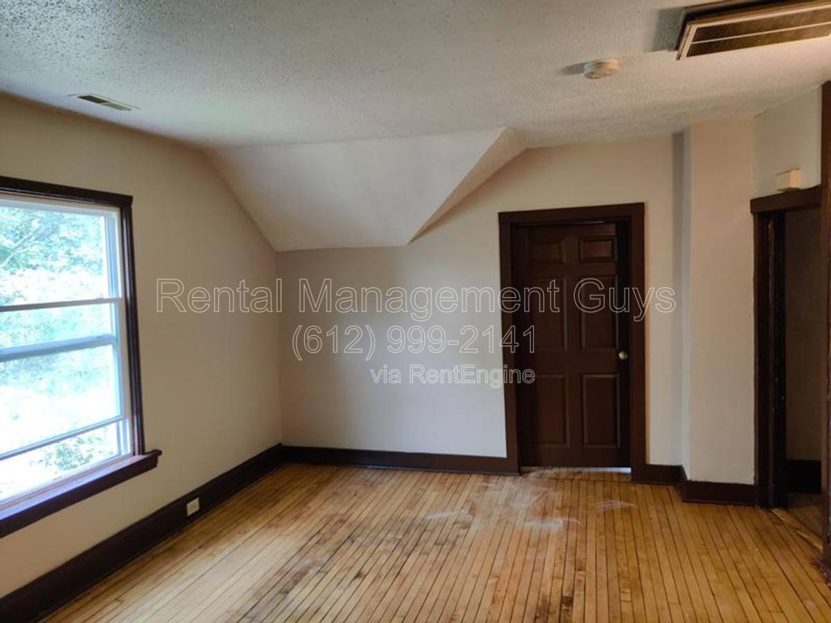 Apartment for rent at 2500 17th Ave S #2, Minneapolis, MN 55404