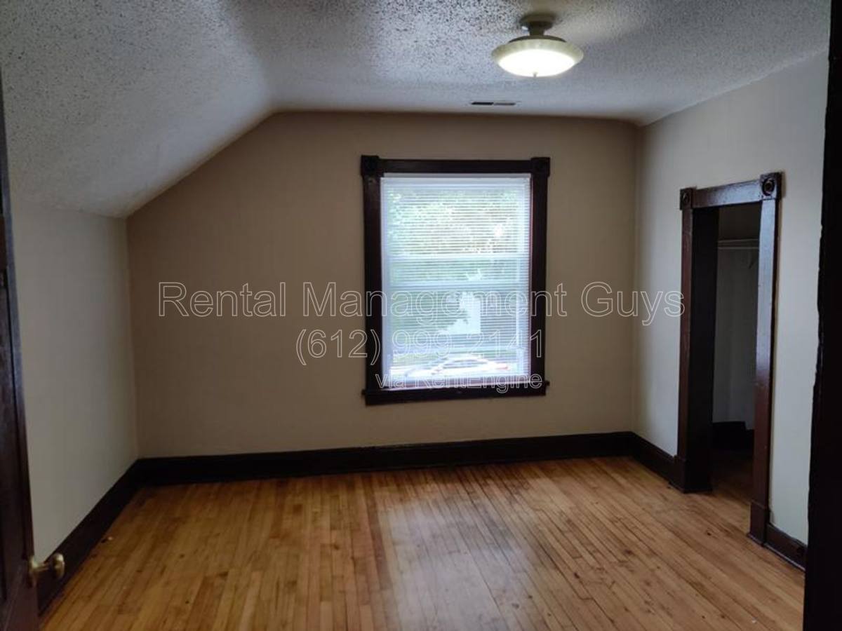 Apartment for rent at 2500 17th Ave S #2, Minneapolis, MN 55404