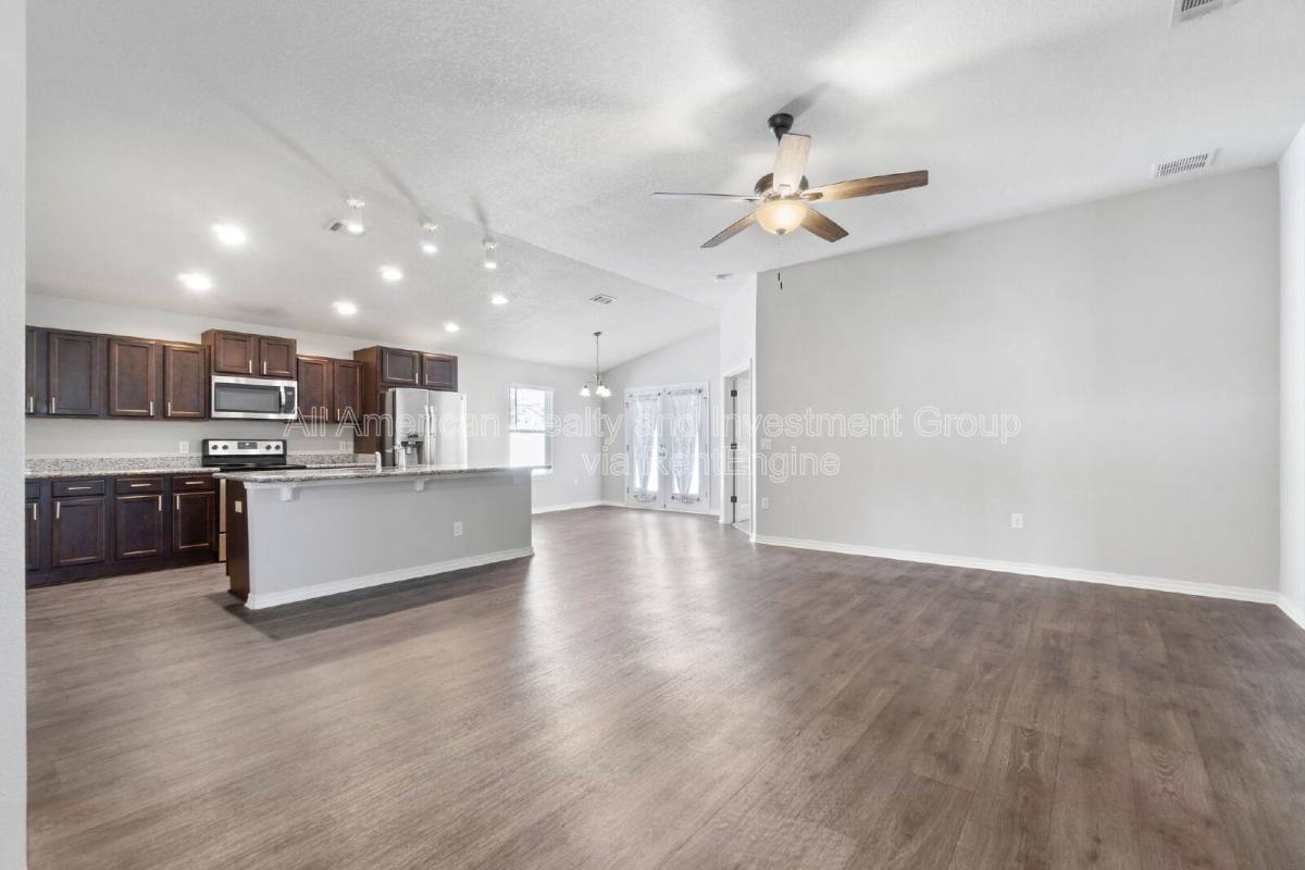House for rent at 2432 Frontera St, Navarre, FL 32566