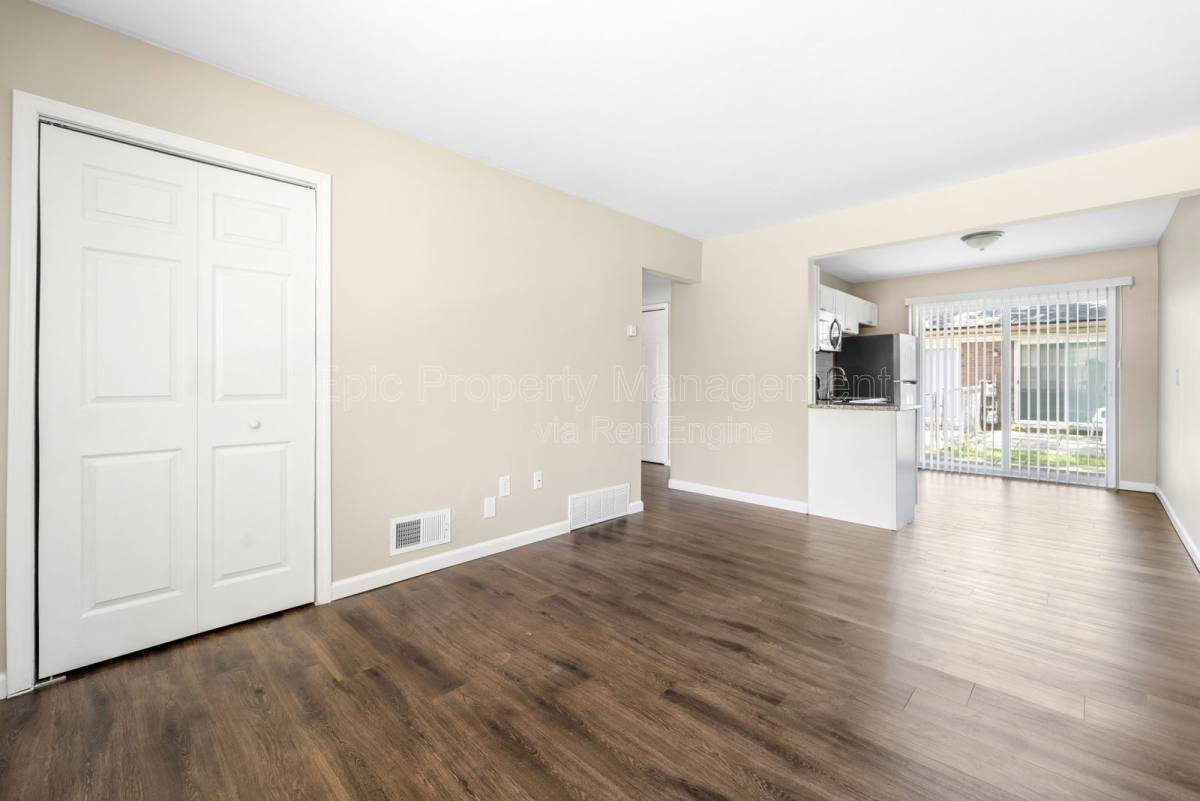 Apartment for rent at 1006 Montie Rd, Lincoln Park, MI 48146
