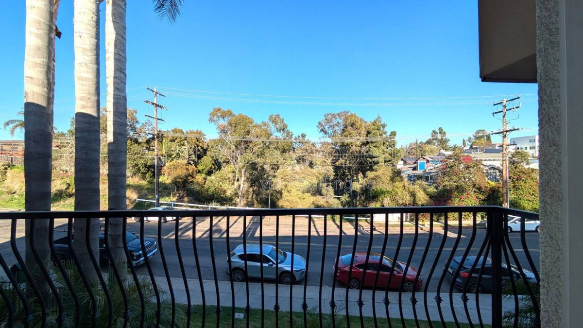 Apartment for rent at 4570 54th St #204, San Diego, CA 92115