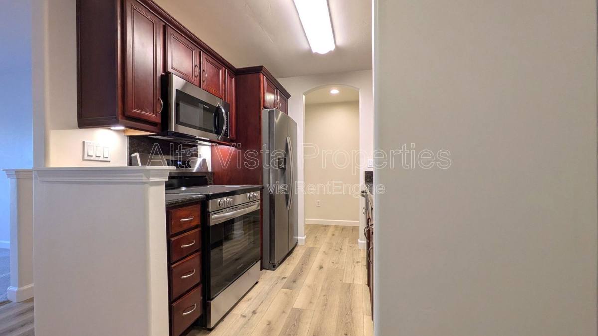 Apartment for rent at 4570 54th St #204, San Diego, CA 92115