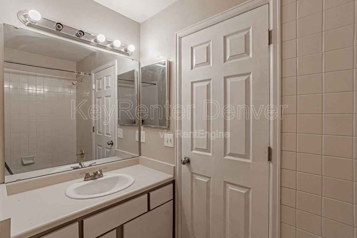 Apartment for rent at 1099 S Walden Way #101, Aurora, CO 80017