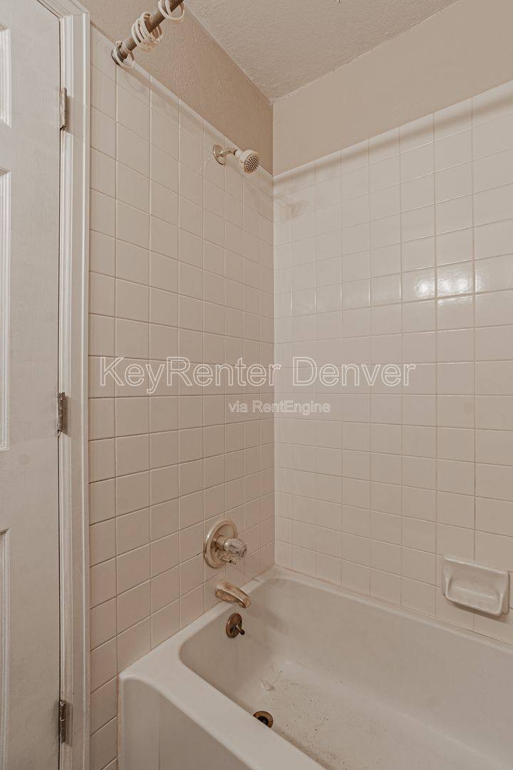 Apartment for rent at 1099 S Walden Way #101, Aurora, CO 80017