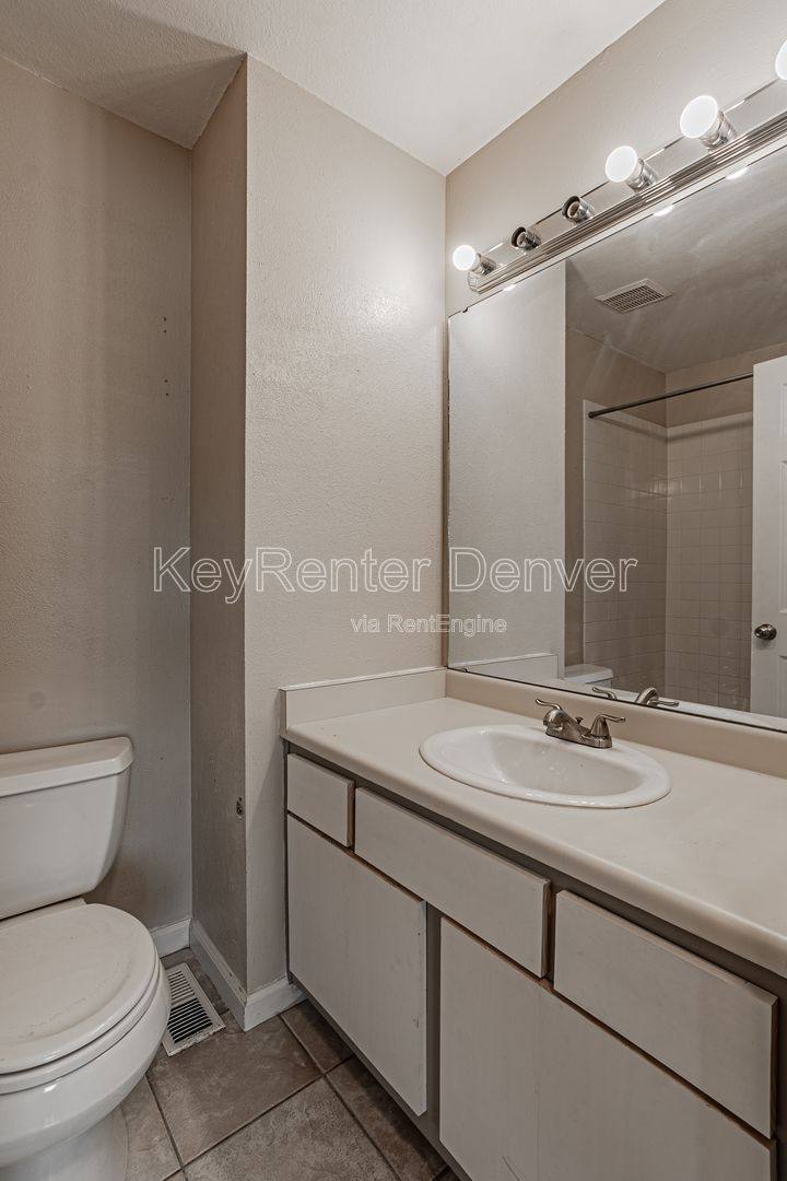 Apartment for rent at 1099 S Walden Way #101, Aurora, CO 80017