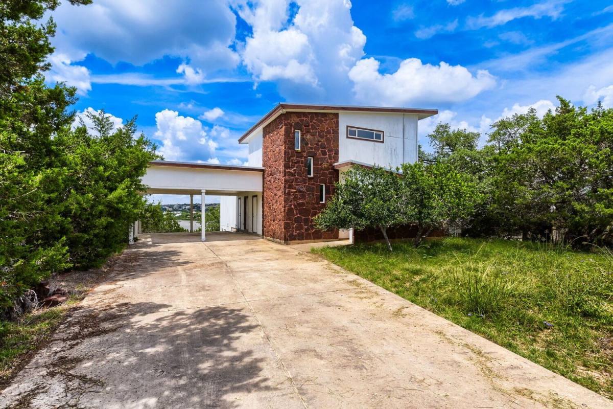 House for rent at 10602 Knob Hill, Dripping Springs, TX 78620