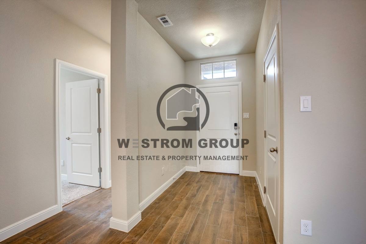 House for rent at 820 Greenford Manor, Justin, TX 76247
