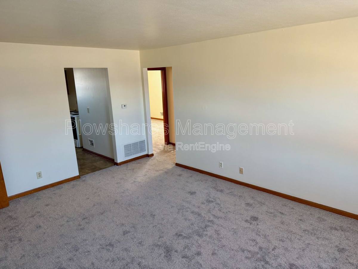 Apartment for rent at 4301 Wooded Way Court #16, Louisville, KY 40219