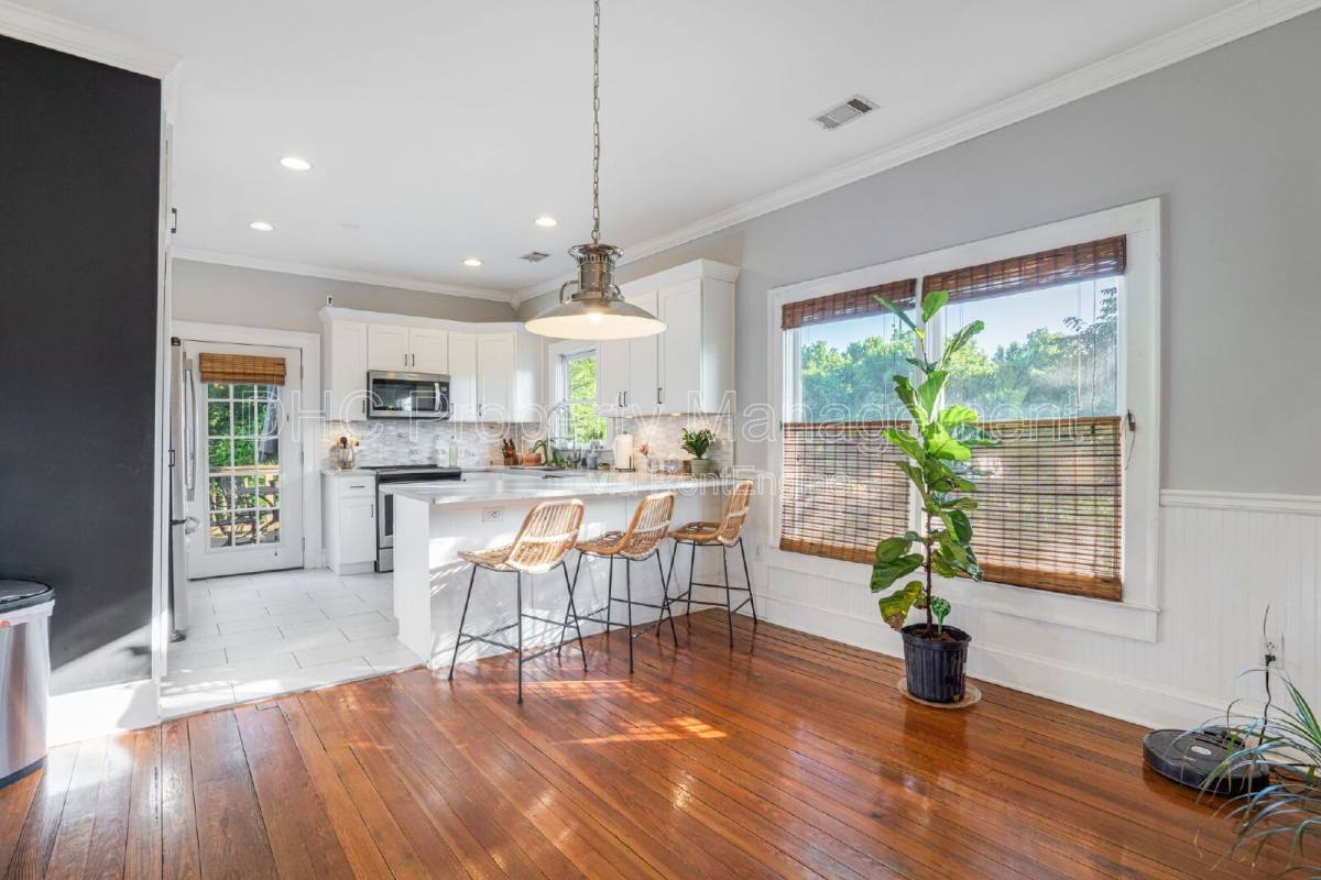 House for rent at 10 Smith St NW, Atlanta, GA 30318