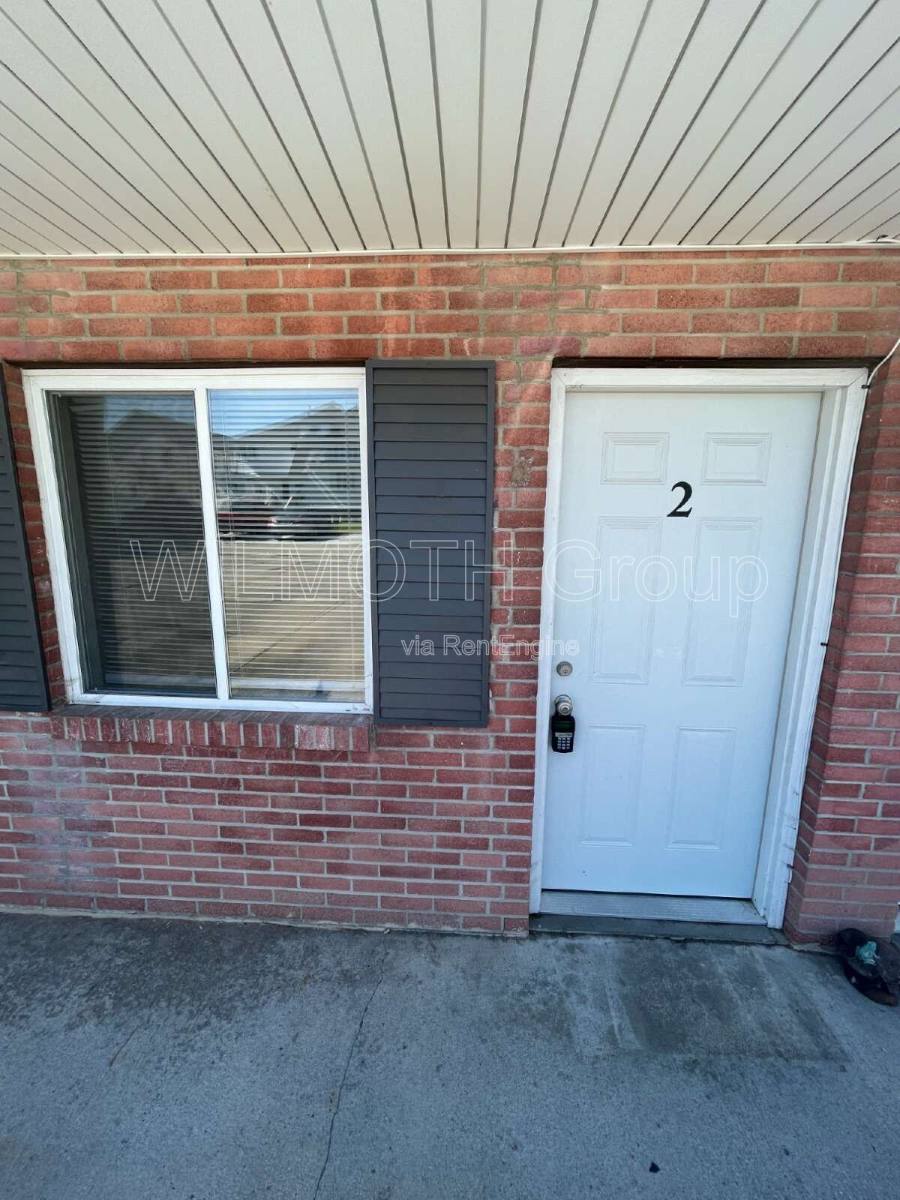 Apartment for rent at 135 W Hendricks St #2, Shelbyville, IN 46176