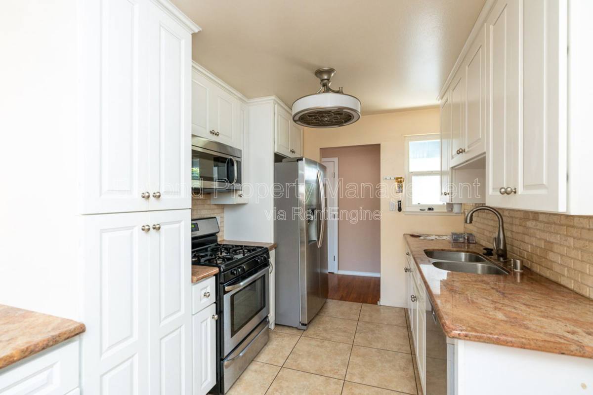 House for rent at 3598 Ames St, San Diego, CA 92111