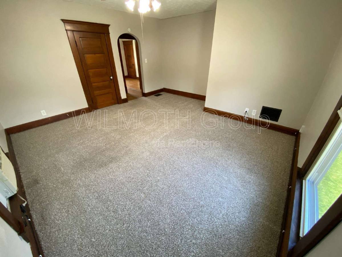 Apartment for rent at 22 Wilson St, Greenfield, IN 46140