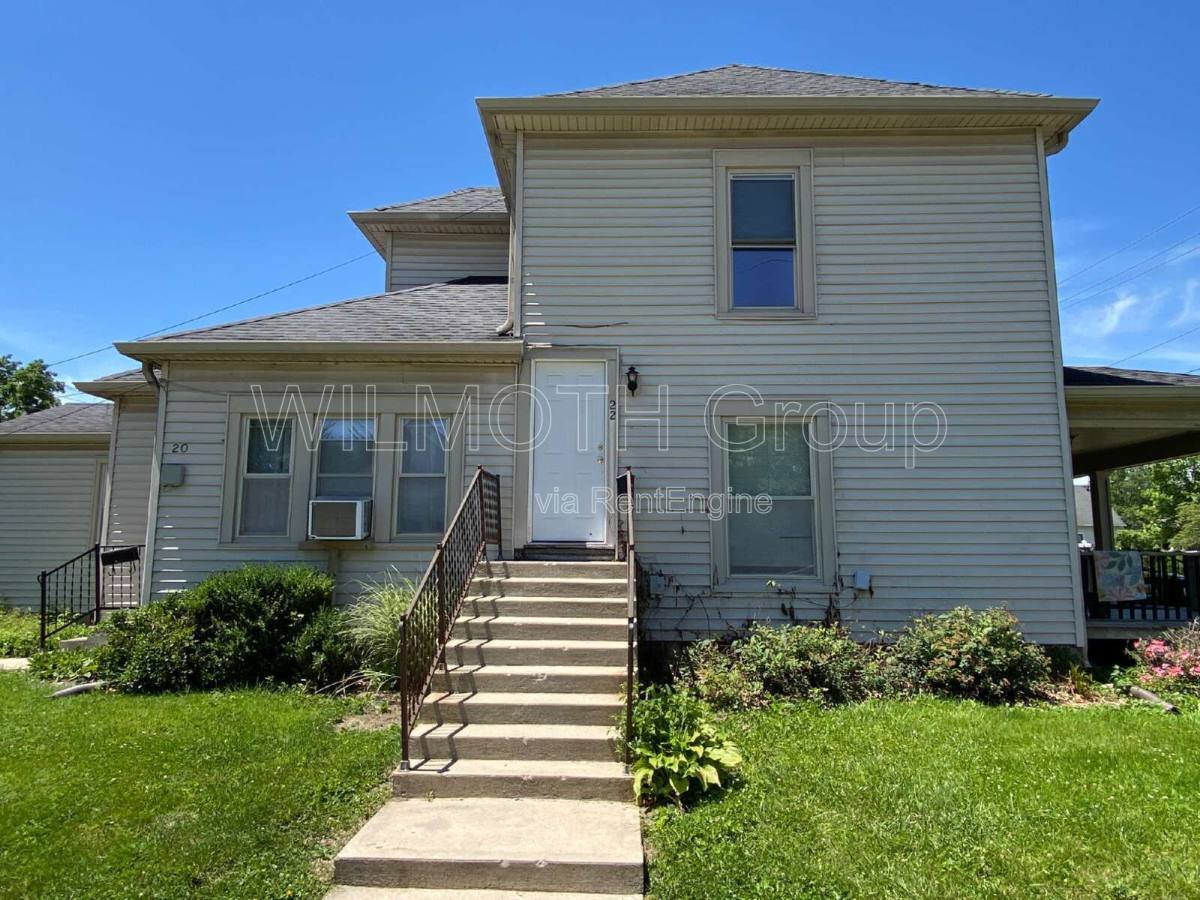 Apartment for rent at 22 Wilson St, Greenfield, IN 46140