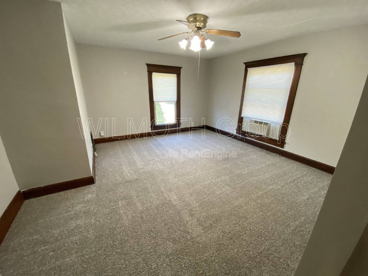 Apartment for rent at 22 Wilson St, Greenfield, IN 46140