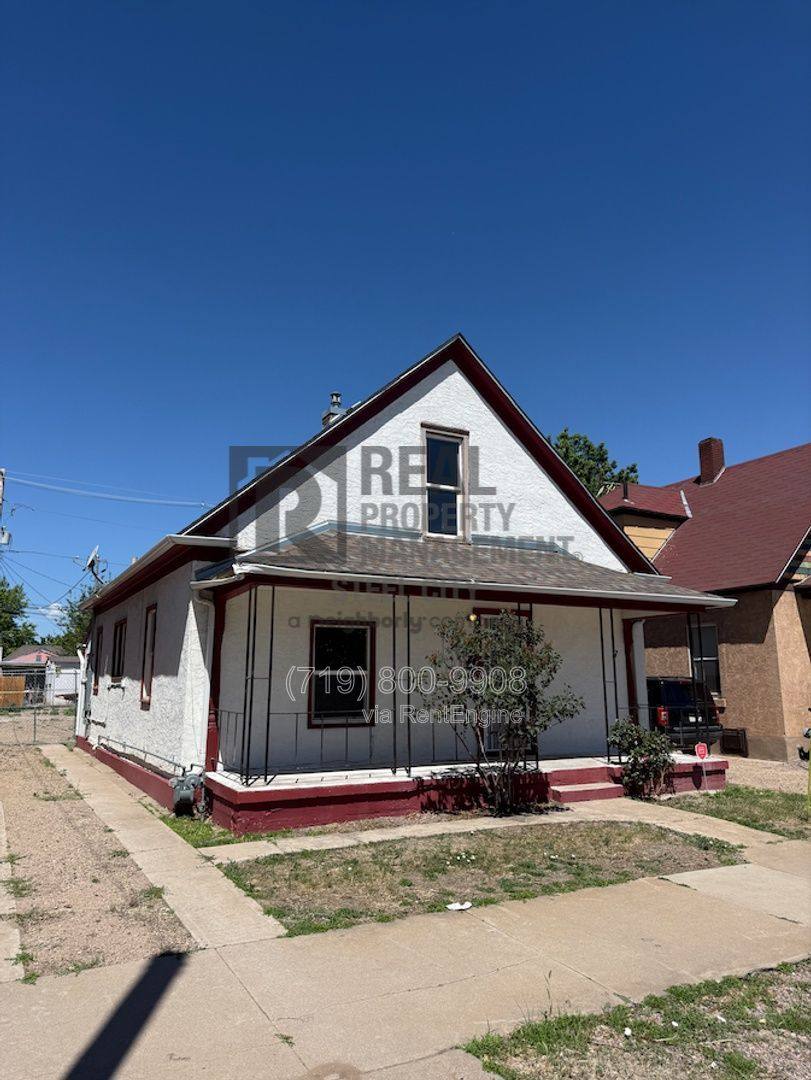 House for rent at 1411 E Routt Ave, Pueblo, CO 81004