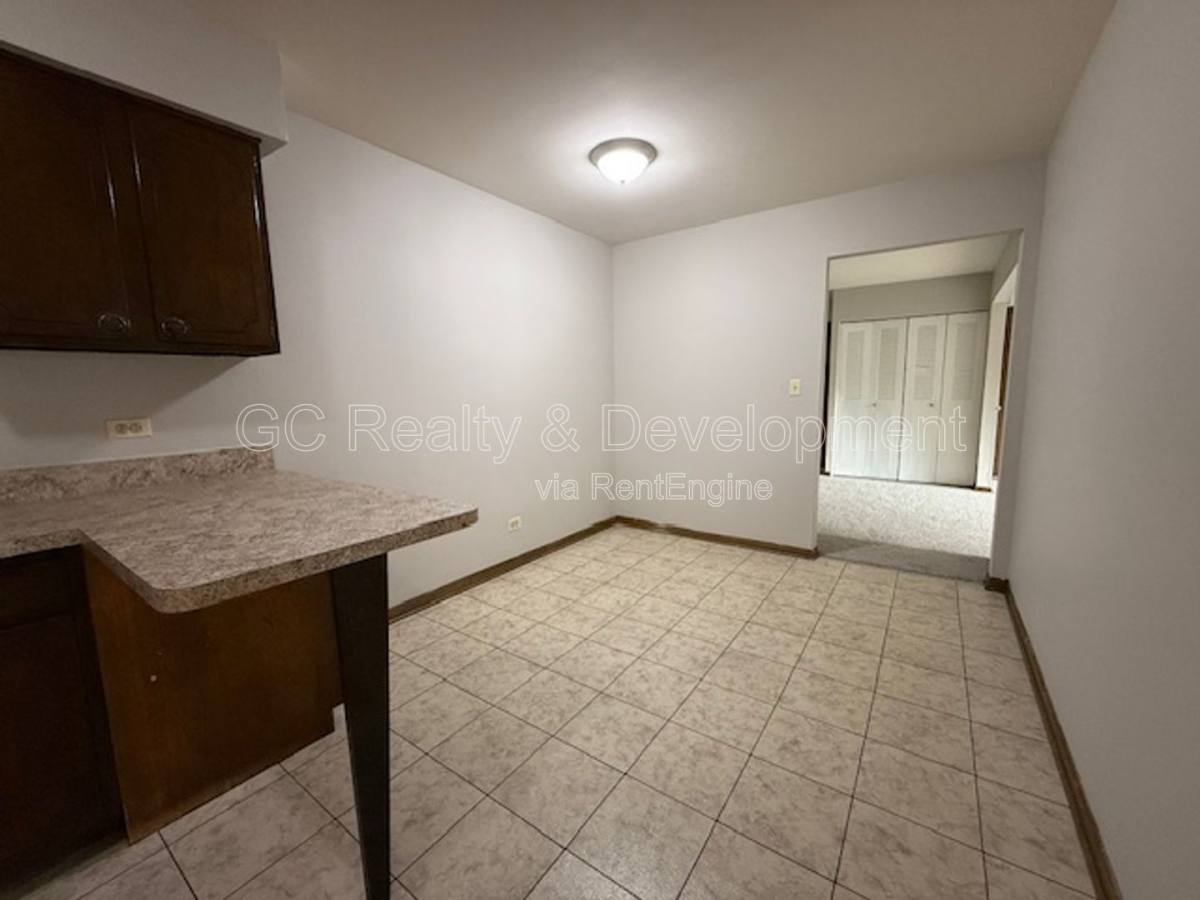 Apartment for rent at 525 N Highview Ave #525 106, Addison, IL 60101