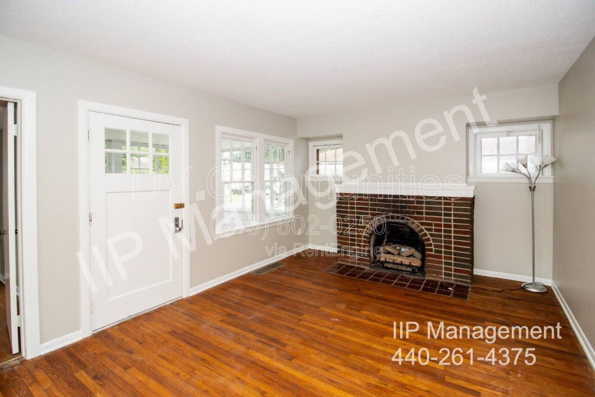 House for rent at 6177 Iroquois Trail, Mentor, OH 44060