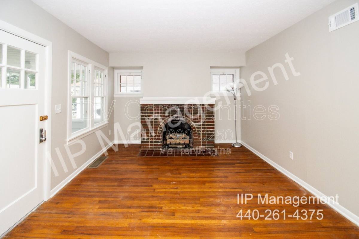 House for rent at 6177 Iroquois Trail, Mentor, OH 44060