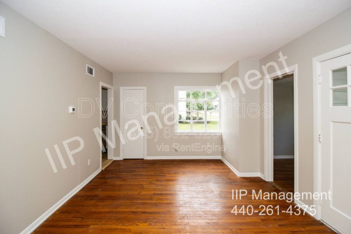 House for rent at 6177 Iroquois Trail, Mentor, OH 44060