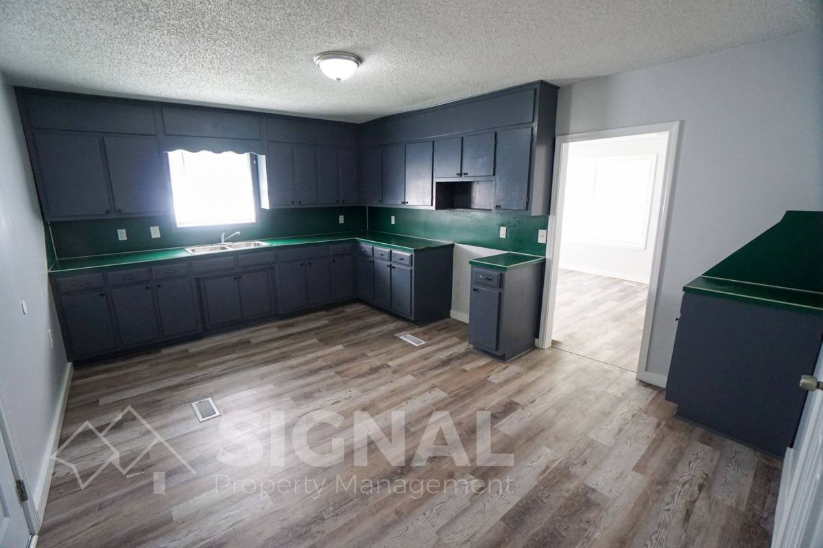 House for rent at 905 26th Ave N, Bessemer, AL 35023