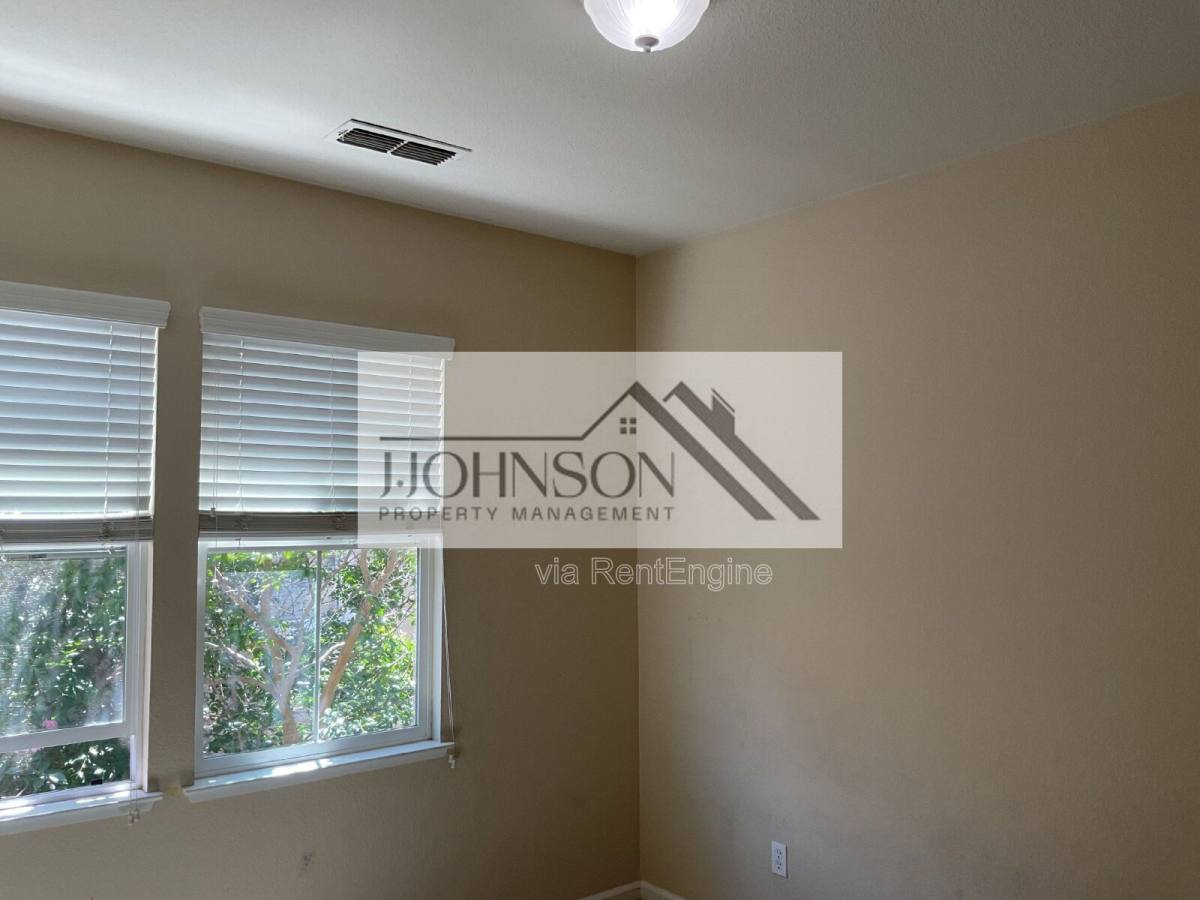 House for rent at 26 S Hidalgo St, Tracy, CA 95391