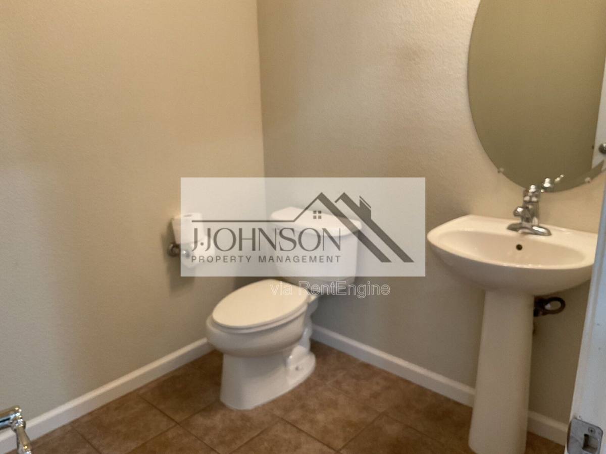 House for rent at 26 S Hidalgo St, Tracy, CA 95391