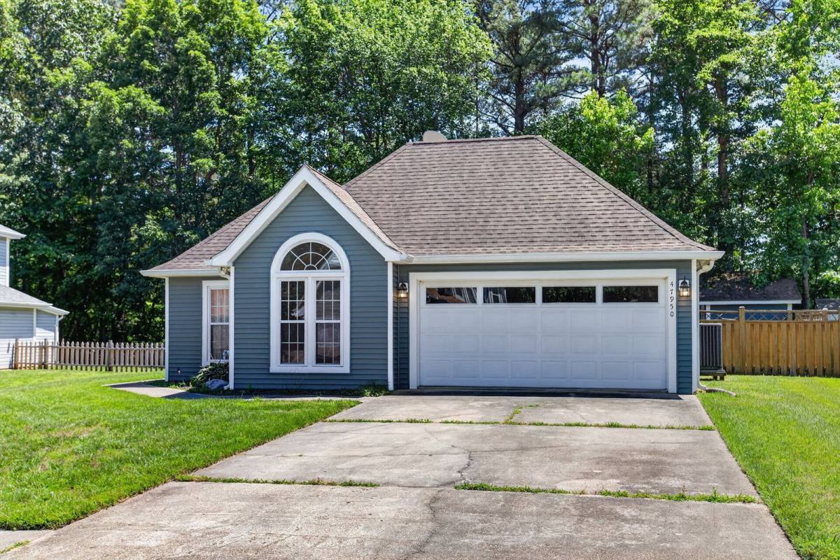 House for rent at 47950 Mayflower Dr, Lexington Park, MD 20653