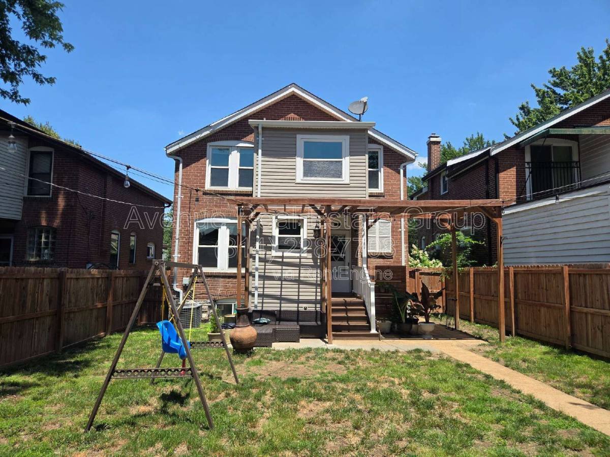 House for rent at 4114 Alma Ave, Saint Louis, MO 63116